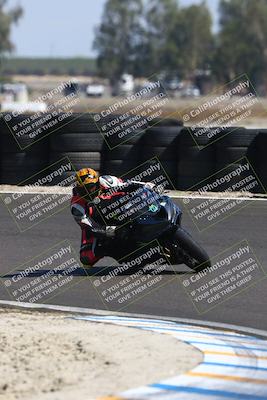 media/Sep-21-2025-TrackDaz (Sun) [[277c75b276]]/B Group/220pm (Turn 6)/